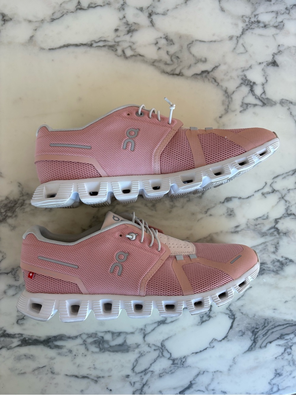 On Cloud 5 running sneakers sz Women’s 10 - Picture 8 of 9
